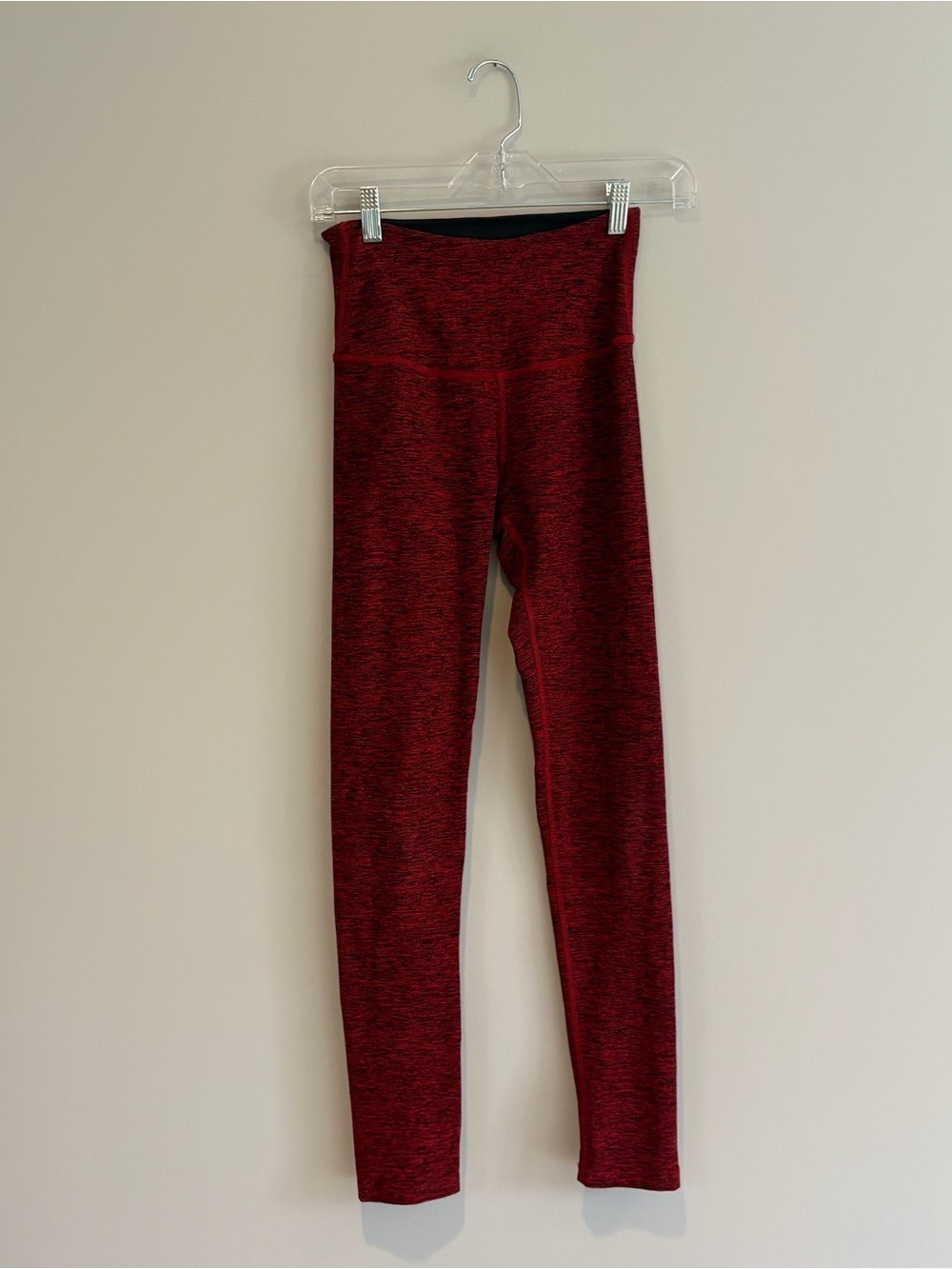 Beyond Yoga Red and Black Heathered High-Waist Leggings Size S